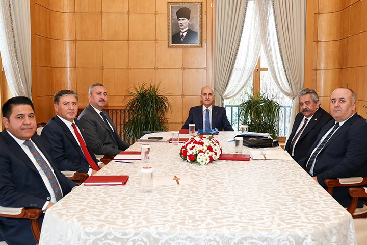 Kurtulmuş, siyasi parti temsilcileriyle rapor için buluştu