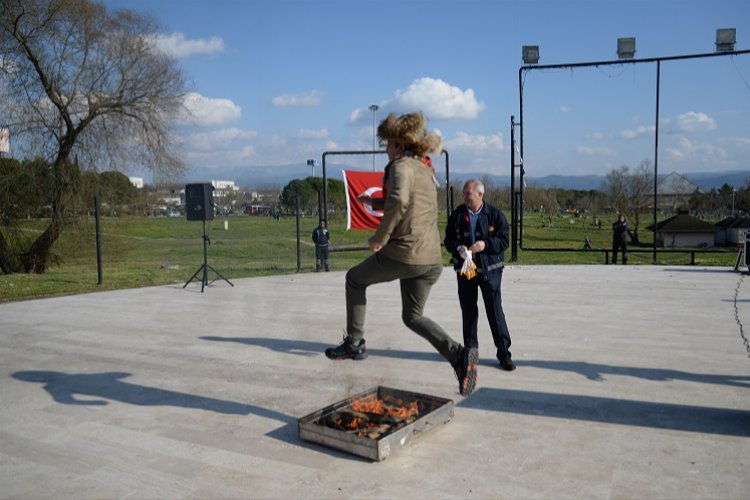 Baharın gelişinin simgesi olarak kabul edilen Nevruz Bayramı, Bursa Uludağ