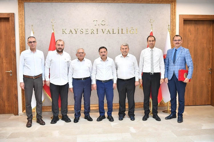 Kayseri Büyükşehir Belediye Başkanı Dr. Memduh Büyükkılıç, Kayseri Valisi Gökmen