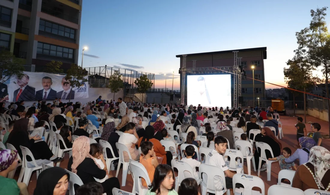 Gebze Belediyesi’nin düzenlediği ‘Mahallemde Sinema Var’ etkinlikleri kapsamında Ulus Mahallesi