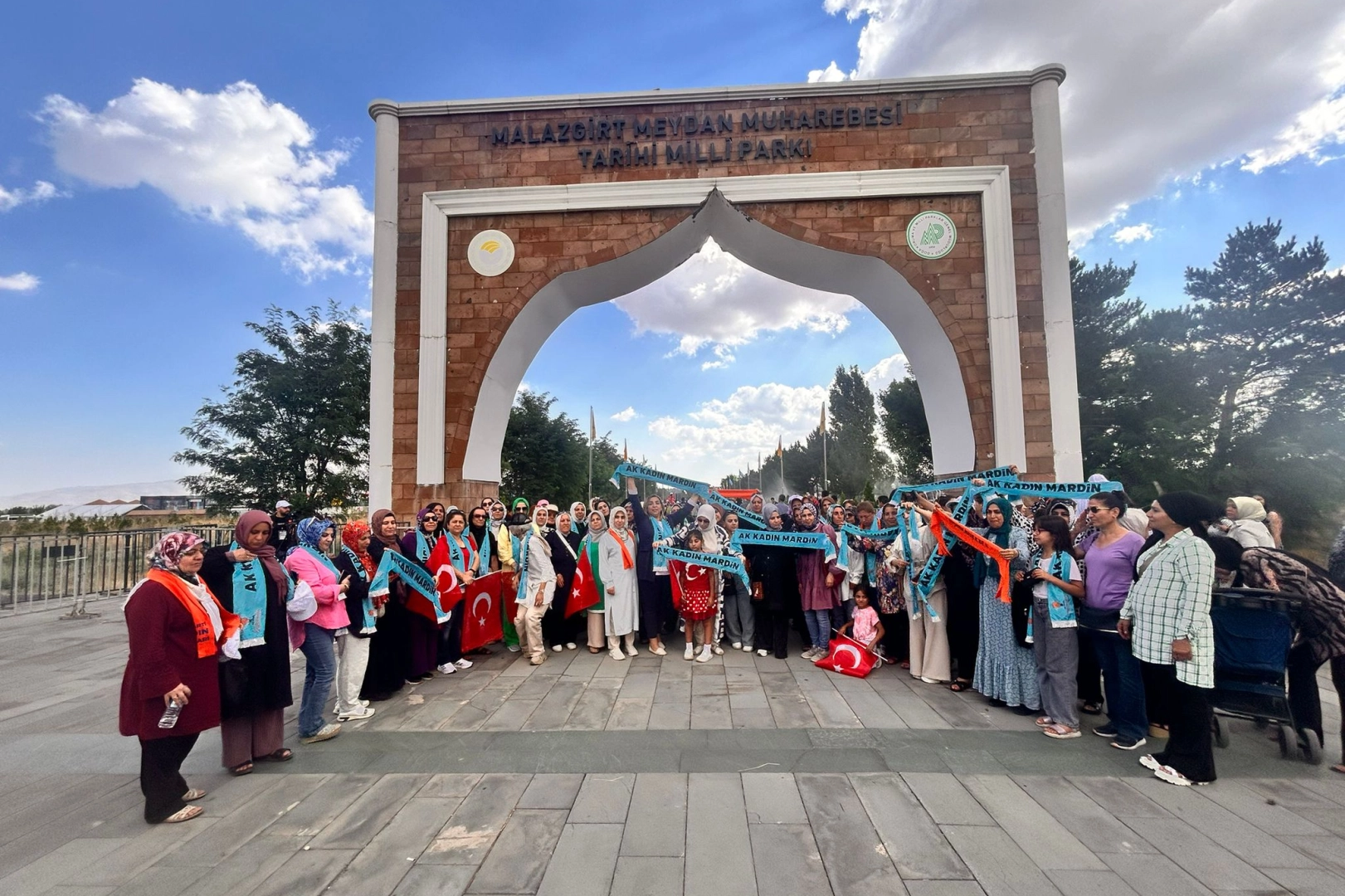 Mardin AK Parti Kadın Kolları, Malazgirt Zaferi’nin 953. yıl dönümünü