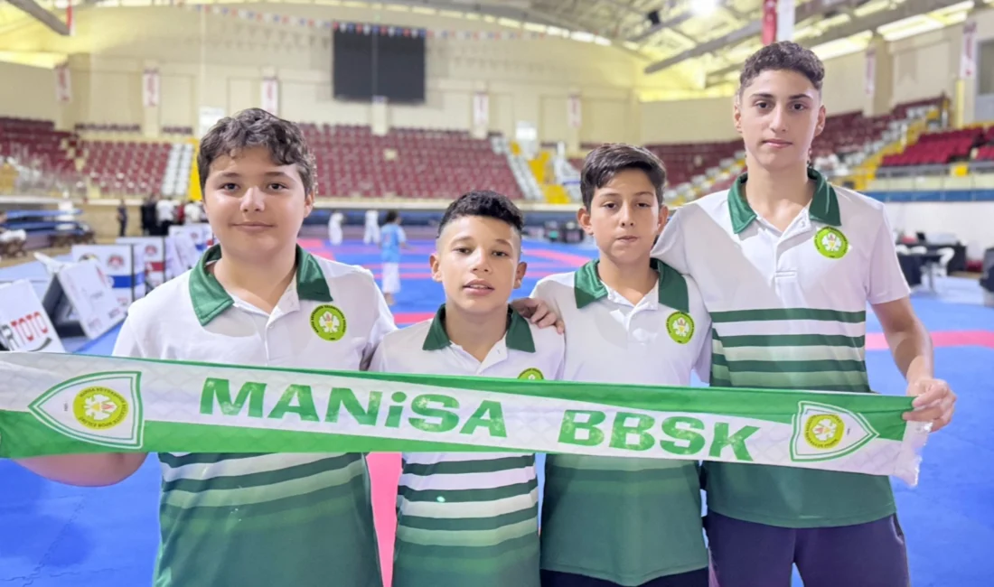 Manisa Büyükşehir Belediyespor Kulübü Karate takımı, Kocaeli Darıca’da düzenlenen Eray