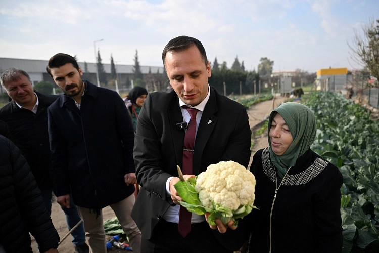 İzmir Bornova Belediyesi, dezavantajlı mahallelerde yaşayan kadınları üretime teşvik etmek