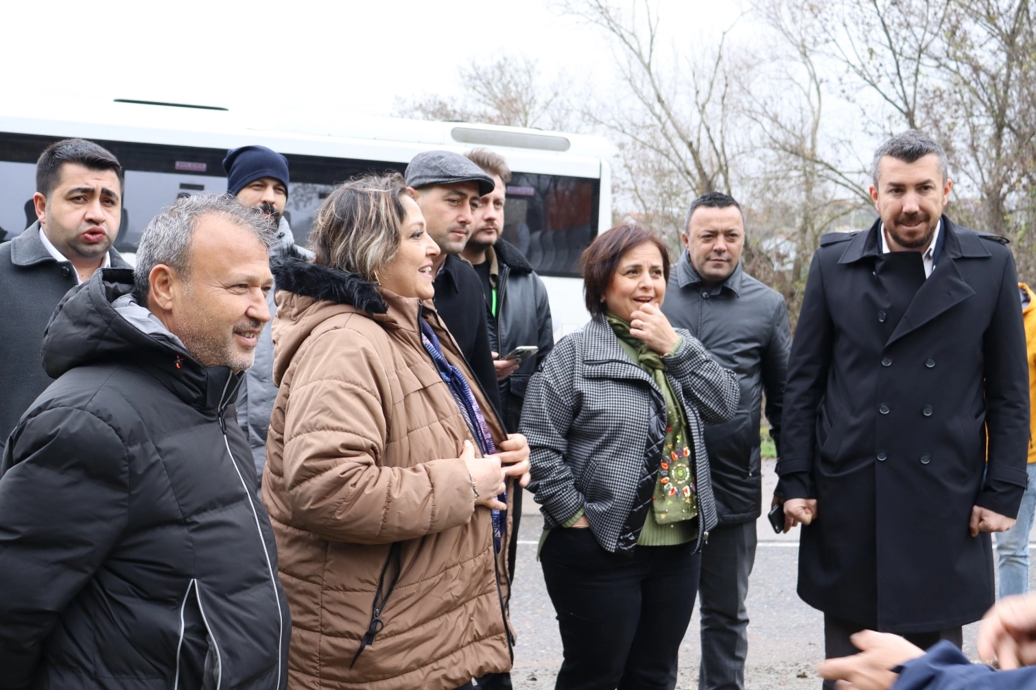 Kocaeli’de İzmit Belediyesi yetkilileri, Kozluca ve Eseler köylerini ziyaret ederek