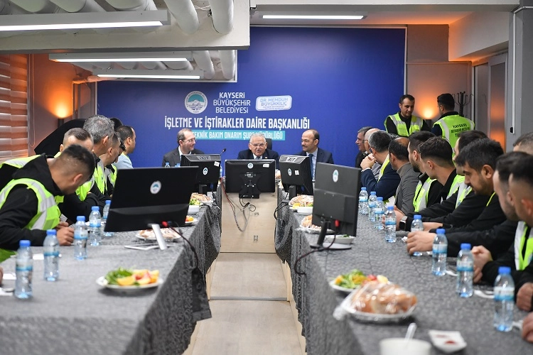 Kayseri Büyükşehir Belediye Başkanı Dr. Memduh Büyükkılıç, şehrin dört bir