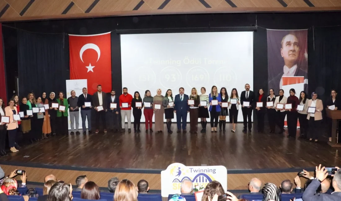 eTwinning ödül töreni, Şehit Erol Olçok Anadolu Lisesi Konferans Salonu’nda