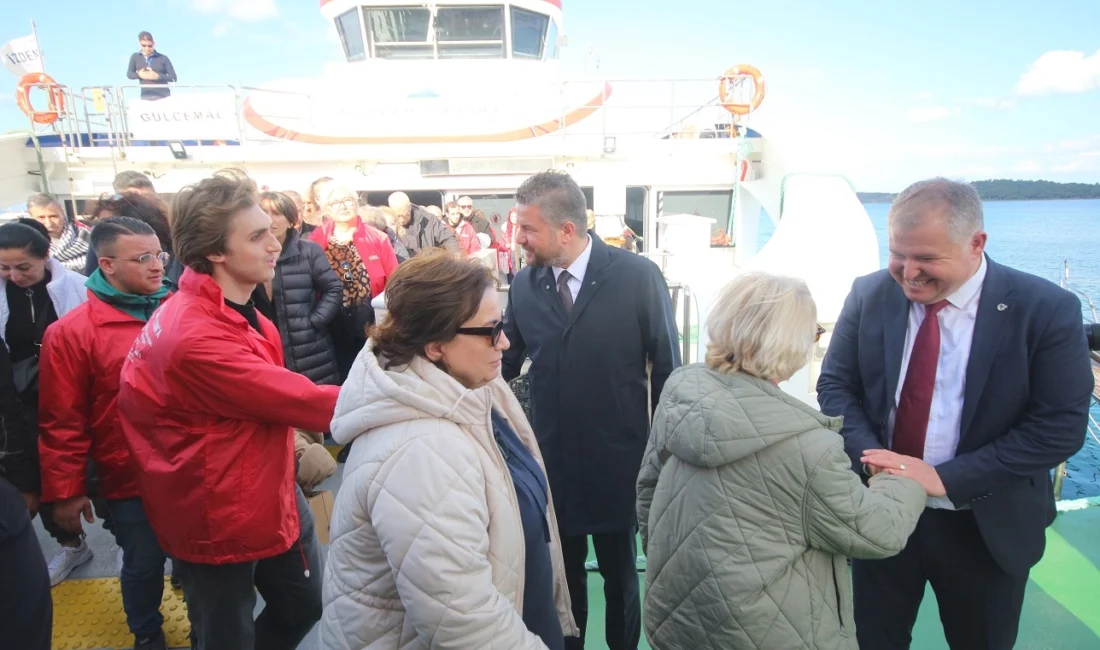 Türkiye’nin dört bir yanından mübadil torunları İzmir’de ağırlandı. Selanik Kayalar