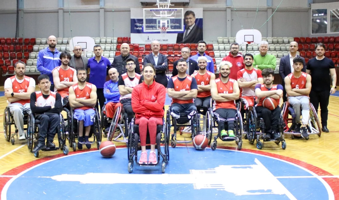 Geçen sezonun Avrupa Kupası (EuroCup3) finalisti İzmir Büyükşehir Belediyesi Tekerlekli