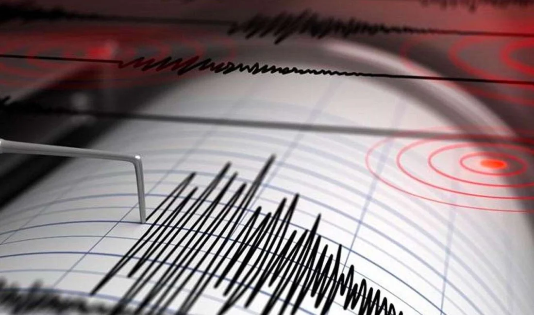 Akdeniz ve Ege’de iki ayrı deprem kaydedildi. Deprem bildirimleri iki