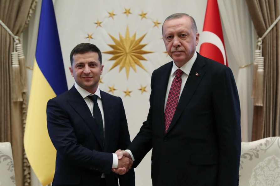 Ukrayna Devlet Başkanı Volodimir Zelenskiy, Cumhurbaşkanı Erdoğan’ın daveti üzerine 18